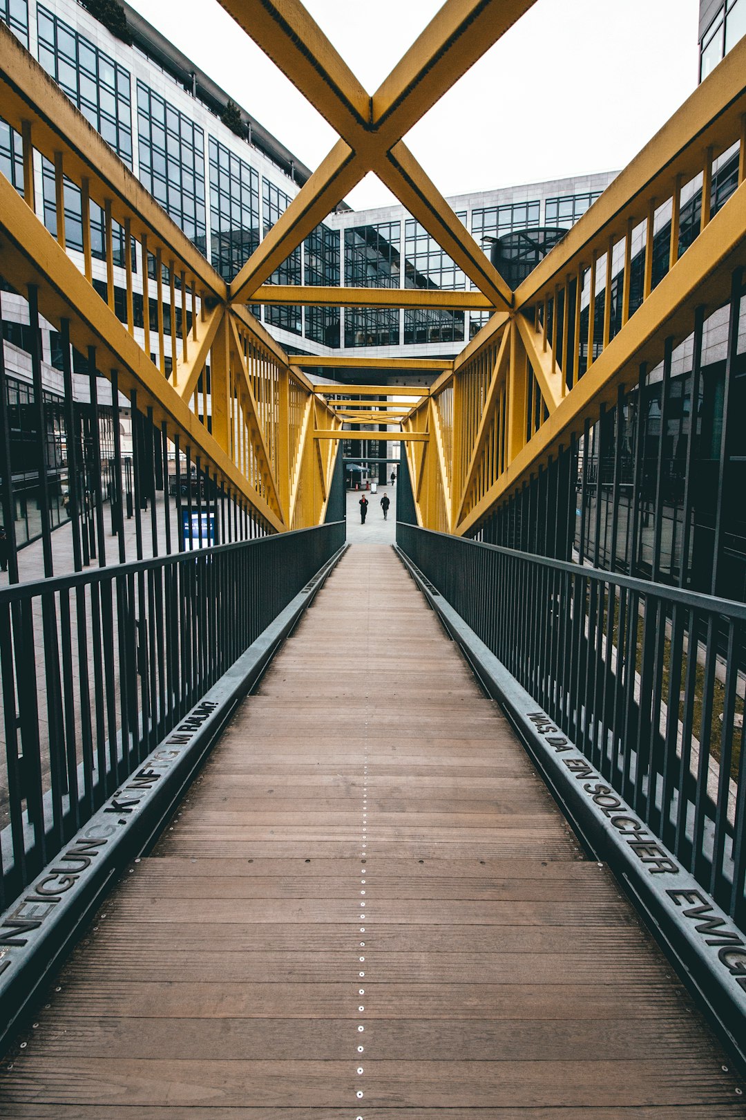 High contrast midday photography